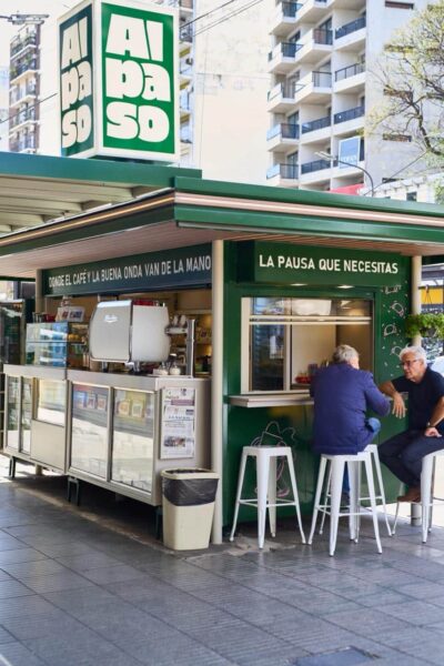 De puestos de diario a cafeterías