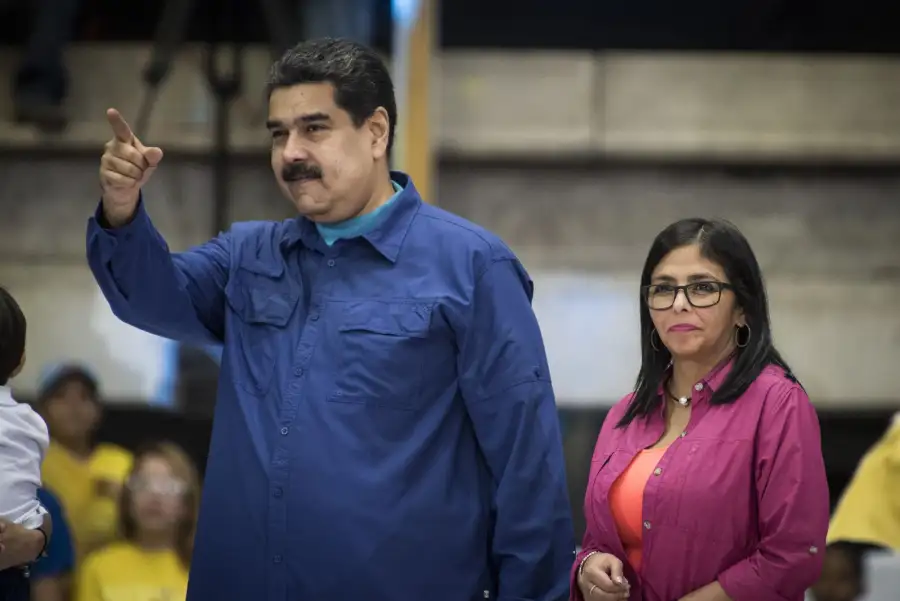 Delcy Rodríguez y Nicolás Maduro