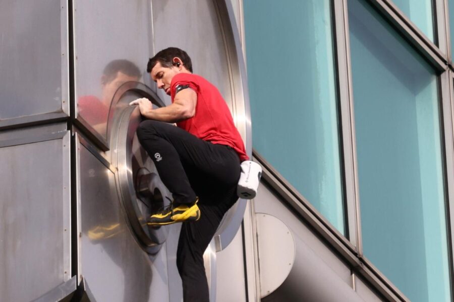 Alex Honnold escaló el Taipei 101